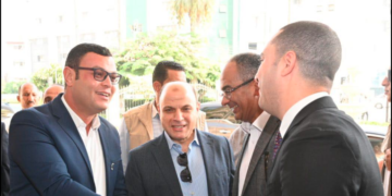 وزير الإسكان يصل كفر الشيخ