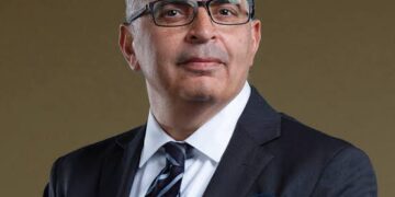 عمرو أبو العينين