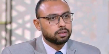 الدكتور علي الإدريسي الخبير الاقتصادي