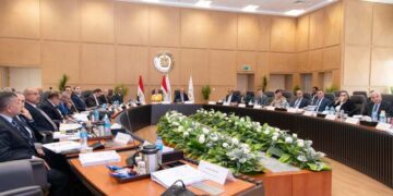 اجتماع اللجنة العليا لتراخيص الشواطئ