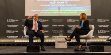 رئيس الرقابة المالية خلال الجلسة