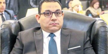كريم عادل الخبير الاقتصادي