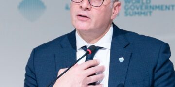 وزير البترول