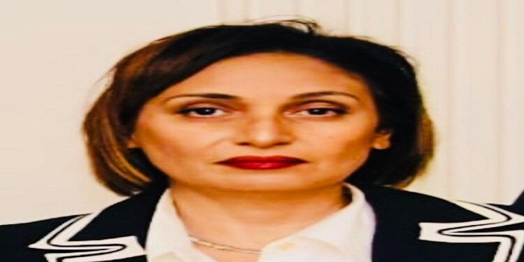 غــــادة طــلعـــت خبيرة الاقتصاد وأسواق المال