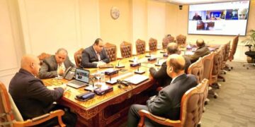 وزير النقل يبحث سبل التعاون مع نظيرة الإيطالي