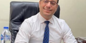 وليد عادل، خبير مصرفي