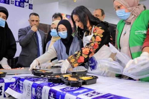 476483074_1015395357103481_6996983419428311879_n وزيرة التضامن أثناء تفقدعها مطابخ ومراكز توزيع طعام في منطقة الرواق بالجيزة