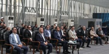 رئيس مجلس الوزراء أثناء زيارته لمصنع قنديل للصلب