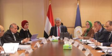 اجتماع وزير السياحة مع مجلس إدارة صندوق دعم السياحة والآثار