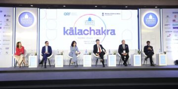 وزير الاستثمار يشارك في الجلسة الافتتاحية لحوار رايسينا 2025