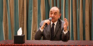 محمد شيمي وزير قطاع الاعمال العام