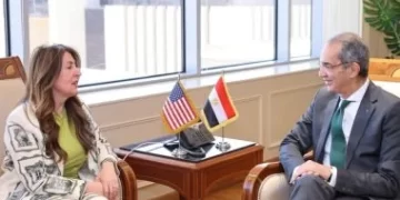 لقاء وزير الاتصلات مع السفيرة الأمريكية
