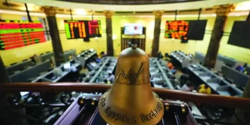 بعد ربع ساعة من التداولات.. بورصة مصر توقف التداول على نحو 11 سهما بعد تراجعها بأكثر من 10%