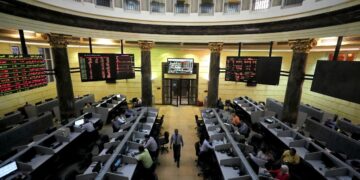 البورصة المصرية تواصل تراجعها في بداية تعاملات الإثنين 7 أبريل 2025