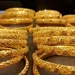 انخفاض سعر الذهب في منتصف اليوم.. والجنيه يلامس الـ 35 ألف