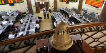 وقف التداول على أسهم "البدر للاستثمار" بالبورصة لحين توضيح قرارات مجلس الإدارة