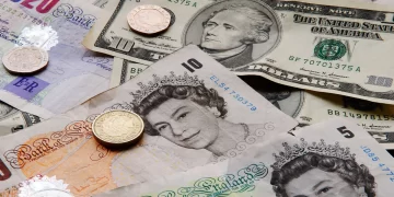 أسعار العملات الأجنبية مقابل الجنيه وفقا لتحديث البنك المركزي الإثنين 14 أبريل