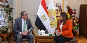 وزيرة التنمية المحلية تستعرض الموقف التنفيذي لمشروعات المبادرة الرئاسية "حياة كريمة"