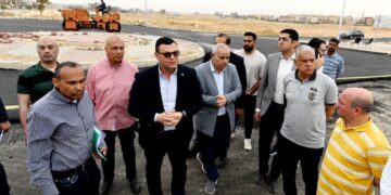 الشربيني يتابع مشروع 44 عمارة بالحي الرابع في بدر ويوجه بتسريع أعمال البنية التحتية