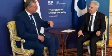 وزير البترول يبحث مع  المدير التنفيذي لوكالة الطاقة الدولية حول إنشاء مشروعات مشتركة في قطاع الطاقة