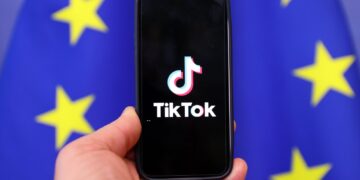 تيك توك في أزمة.. غرامة كبيرة بسبب نقل بيانات الأوروبيين إلى الصين