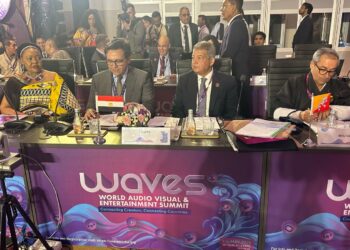 قمة WAVES 2025 بمومباي.. وزير الثقافة المصري يحذر من تهديد الذكاء الاصطناعي للتراث