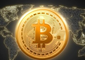 بيتكوين تكسر حاجز 97 ألف دولار وتقترب من قمة تاريخية