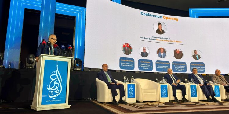 وزير الري والموارد المائية : ٩٠% من سكان الدول العربية يعانون من مستويات حرجة من ندرة المياه