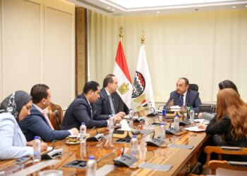 "شيمي" و"السبكي" يتفقان على التعاون الموسع بين شركات قطاع الأعمال ومنظومة التأمين الصحي