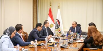 "شيمي" و"السبكي" يتفقان على التعاون الموسع بين شركات قطاع الأعمال ومنظومة التأمين الصحي