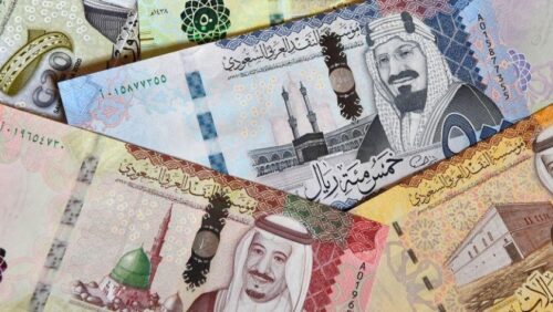 سعر الريال السعودي شهدت أسعار الدولار والعملات الأجنبية والخليجية أمام الجنيه المصري استقرارًا نسبيًا خلال تعاملات اليوم الأربعاء، الموافق 7 مايو 2025، وفقًا لآخر تحديثات السوق المصرفي