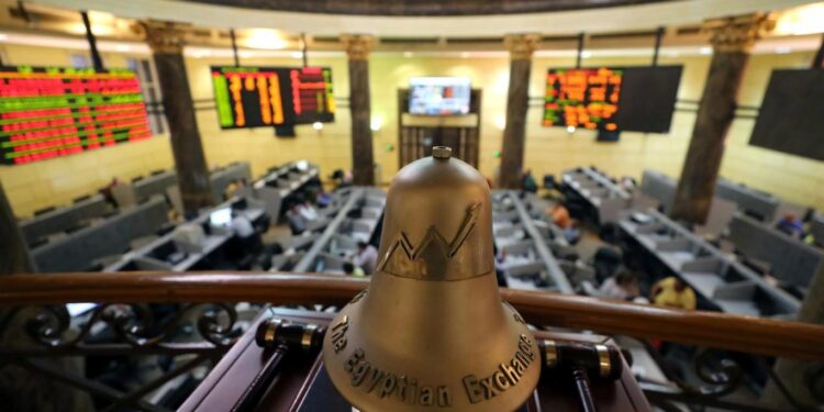القاهرة للإسكان يتصدر ارتفاعات البورصة المصرية والإسماعيلية للدواجن يقود التراجعات