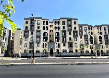مزادات المنصورة الجديدة والنوبارية ومايو تجذب المستثمرين.. بيع وحدات ومحال بملايين الجنيهات