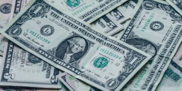استقرار سعر الدولار أمام الجنيه المصري في تعاملات الجمعة 16-5-2025