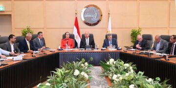 مصر تدشن أكبر مشروع لجمع مخلفات السفن العابرة لقناة السويس وفق المعايير الدولية