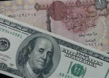 الجنيه ينتعش.. الدولار يترجع بنسبة 1.3% منذ بداية مايو.. وفاروس تتوقع مزيدًا من الهبوط