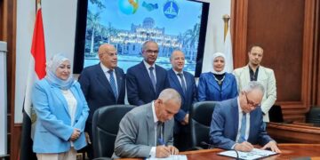 نائب وزير الإسكان يؤكد على التزام الوزارة بدعم الأبحاث الجديدة والعمل المستمر على تطوير منظومتي مياه الشرب والصرف الصحي