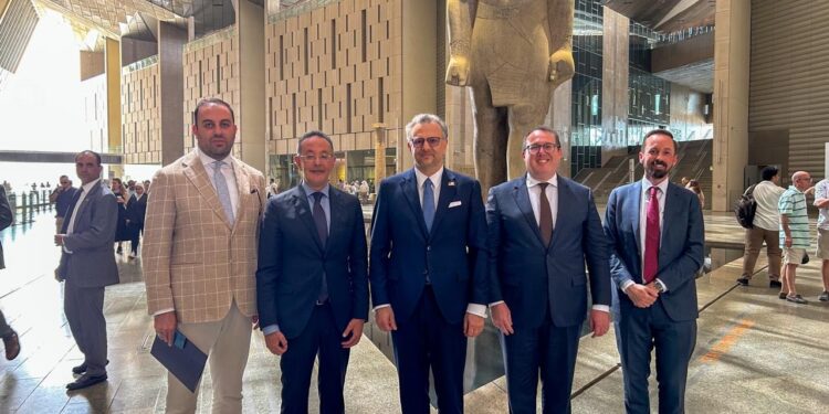 مستشار الرئيس الأمريكي : أن المتحف المصري الكبير يُعَد صرحاً ثقافياً عالمياً يجسد عراقة الحضارة المصرية 