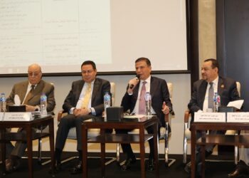 وزير الزراعة: توطين صناعة المبيدات ضرورة استراتيجية لتحقيق الأمن الغذائي