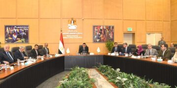 وزير الإسكان يتابع تنفيذ مشروعات "حياة كريمة" لمياه الشرب والصرف الصحي بالغربية ودمياط