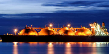 الدول العربية تهيمن على 26.4% من تجارة الغاز المسال عالميًا في 2025