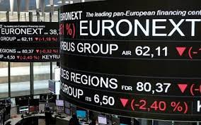 مؤشرات الأسهم الأوروبية تقلص خسائرها بعد تصريحات نارية من ترامب بشأن الرسوم الجمركية