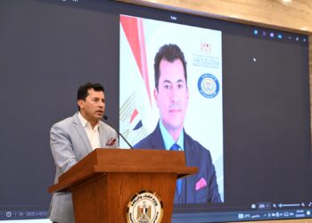 وزير الشباب والرياضة : الوزارة تولي اهتمامًا كبيرًا بتطوير مراكز الشباب في مختلف أنحاء الجمهورية
