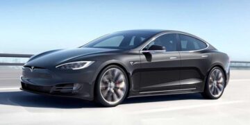 تيسلا وفورد تغزو شوارع مصر.. مصادر: الحكومة تستعد لإطلاق نظام جديد لاستيراد السيارات الكهربائية الأمريكية