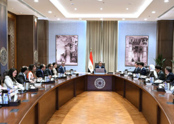 رئيس الوزراء : الحكومة تهدف إلى توطين الصناعات التكنولوجية المتقدمة وسنقدم حوافز استثنائية لهذا النوع من الصناعات