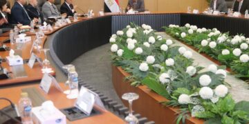 وزير الكهرباء: 4 مشروعات للطاقة الشمسية والرياح بقدرة 400 ميجاوات باستثمارات 388 مليون دولار