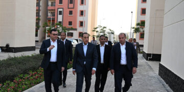 رئيس الوزراء : الدولة مستمرة في تنفيذ الوحدات السكنية وطرحها للمواطنين من الشرائح المختلفة