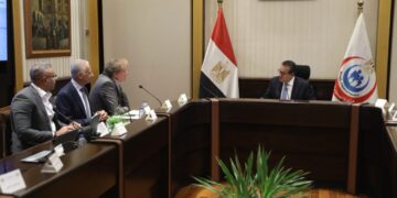  وزير الصحة والسكان يبحث التوسع بملف تدريب الأطباء وإرسال وفود لألمانيا لصقل مهاراتهم