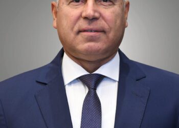 وزارة الصناعة تعلن: غدًا السبت لقاء وزير الصناعة والنقل مع المستثمرين الصناعيين بمحافظة البحيرة