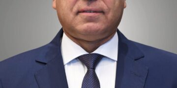 وزارة الصناعة تعلن: غدًا السبت لقاء وزير الصناعة والنقل مع المستثمرين الصناعيين بمحافظة البحيرة
